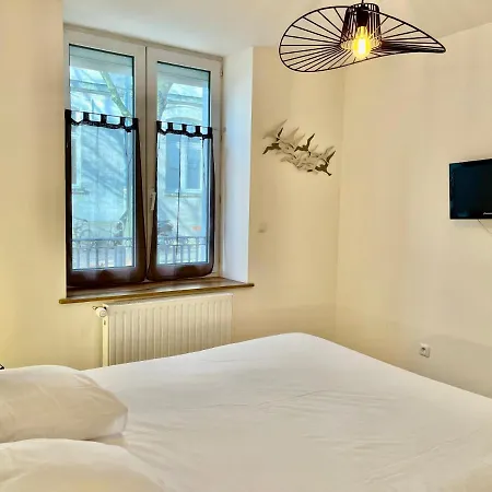 Le Cours Ladauge * La Rochelle (Charente-Maritime)